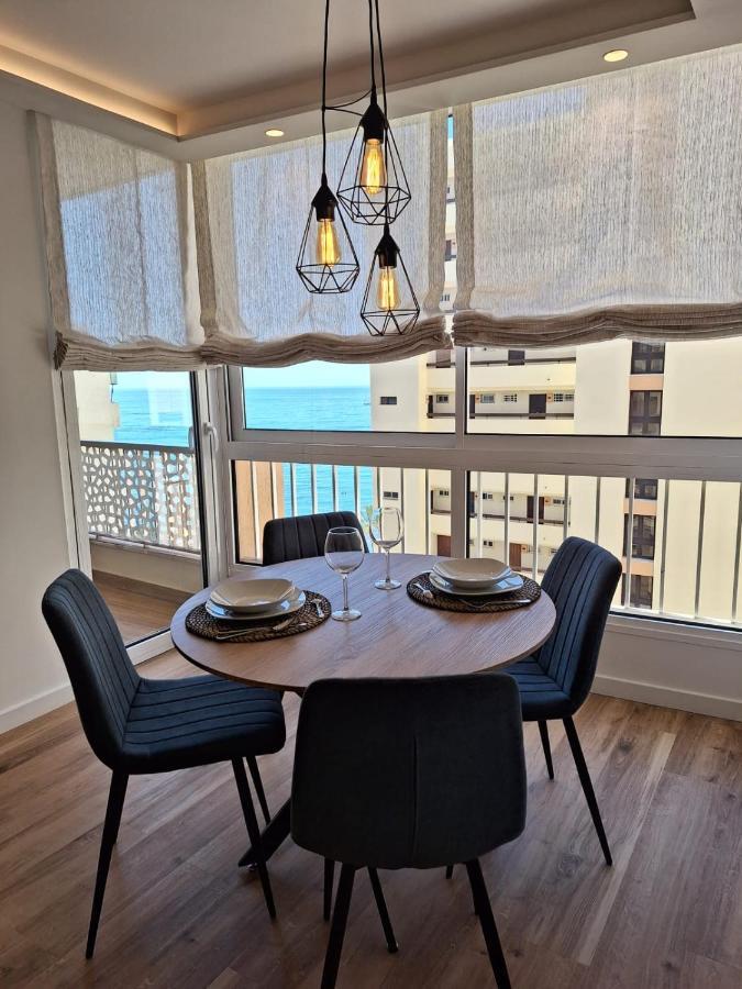 Seafront Apartment Марбелья Екстер'єр фото